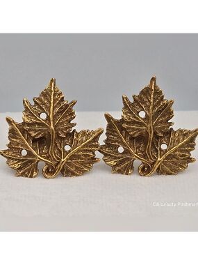 ✨2/$10✨ Gold-Tone Maple Layered Triple Leaf Design Earrings Fall Style Canadian